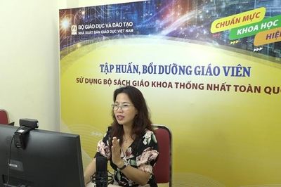 Hơn 150 đầu sách được tập huấn đồng loạt cho giáo viên cả nước