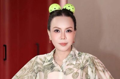 Việt Hương khoe ảnh hiếm từ 50 năm trước