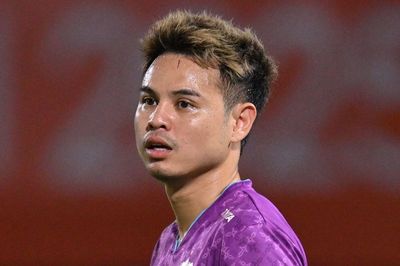 Báo Thái Lan: Theerathon vượt xa Ronaldo