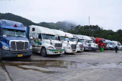 Phát hiện lái xe chở hàng xuất khẩu tử vong tại cửa khẩu Tân Thanh