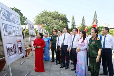 Triển lãm 'Hành trình lý tưởng và niềm tin' lan tỏa giá trị tư tưởng Hồ Chí Minh