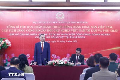 Tổng Bí thư, Chủ tịch nước Tô Lâm gặp cộng đồng người Việt Nam tại Philippines