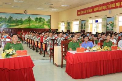 119 phạm nhân ở Trại giam Định Thành được hưởng đặc xá
