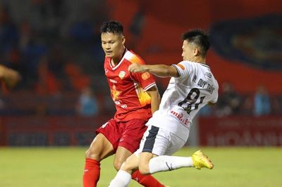 Hòa Hồng Lĩnh Hà Tĩnh, SHB Đà Nẵng nắm quyền tự quyết đua trụ hạng V-League