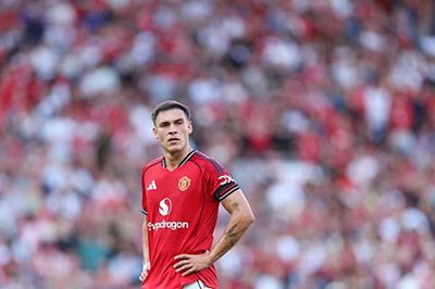 Man Utd và bài học đắt giá 50 triệu bảng từ thương vụ Manuel Ugarte