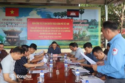 Cơ quan Thường trực Ủy ban chuyên trách Chính phủ thăm, kiểm tra Đội K72 tại Campuchia