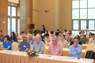 Hơn 40 nhà khoa học từ 11 quốc gia dự Hội thảo quốc tế về các hệ điện tử tương quan mạnh