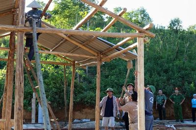 Xã Bát Xát vận động 1 hộ dân tháo dỡ công trình xây dựng không đúng quy định