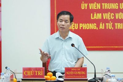 Chú trọng xây dựng nông thôn mới gắn với công tác giảm nghèo, chăm lo tốt đời sống người dân