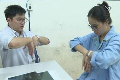 Học Bác từ những điều giản dị