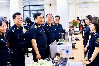 Cục trưởng Cục Hải quan Nguyễn Văn Thọ kiểm tra thực tế mô hình thông quan tập trung tại Hải Phòng