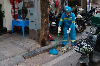 Cơ giới hóa thu gom rác, đô thị ngày càng sạch đẹp