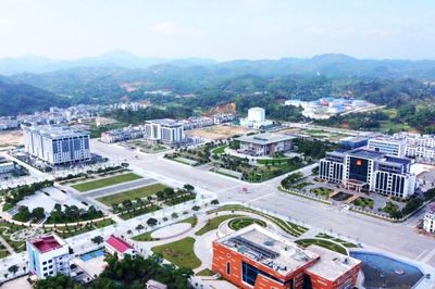 Đổi thay trên quê hương đồng chí Hoàng Đình Giong