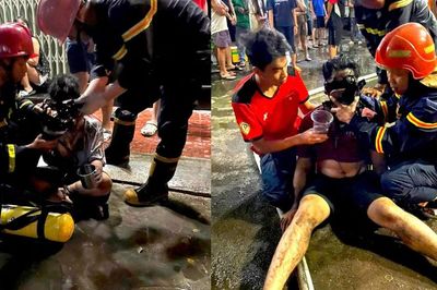 Khói lửa bao trùm nhà 3 tầng lúc nửa đêm, cảnh sát 'đua' với thời gian cứu 2 thiếu niên