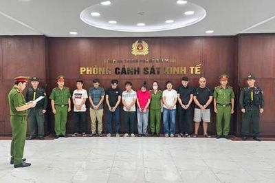 Công an TPHCM khởi tố 4 cán bộ kiểm lâm tiếp tay cho tội phạm mua bán động vật hoang dã