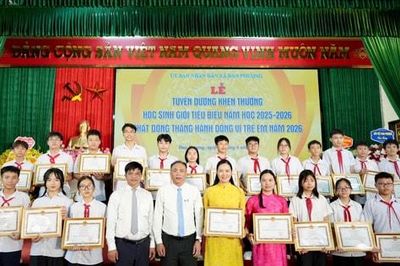Xã Đan Phượng tuyên dương học sinh giỏi và phát động Tháng hành động vì trẻ em 2026