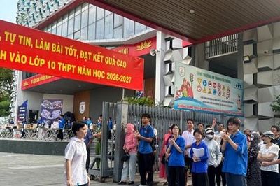 Thí sinh Hà Nội hoàn thành kỳ thi vào lớp 10 chuyên