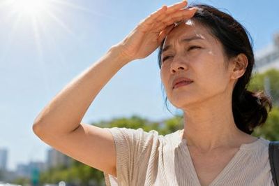 Vì sao mùa hè là thời điểm dễ lão hóa da hơn?