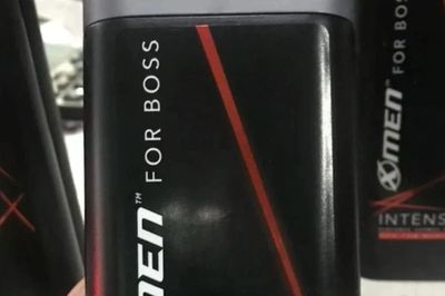 Hai lô sữa tắm Xmen for Boss Intense và nước rửa tay Botanika bị thu hồi