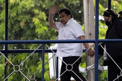 Thượng nghị sĩ Philippines bị bắt vì cáo buộc tham nhũng