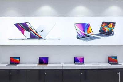 Trước khi mua iPhone hay MacBook, bạn nên biết điều này