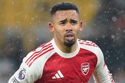 Arsenal thanh lý hàng loạt sau chung kết Champions League