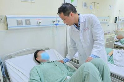 Hồi sinh quả thận tưởng chừng phải cắt bỏ bằng kỹ thuật ghép tự thân đầu tiên tại Bệnh viện E
