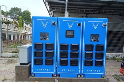 Phá tủ đổi pin xe điện, người đàn ông nhanh chóng bị bắt