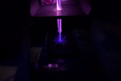 Thử nghiệm sử dụng tia plasma để giặt giũ trên Mặt trăng, sao Hỏa