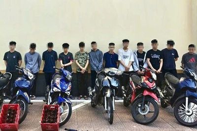 Khởi tố 12 thanh thiếu niên mang hung khí, náo loạn đường phố ở Hà Tĩnh
