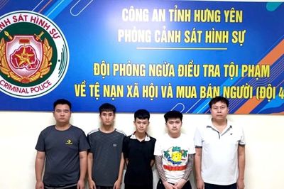 Khởi tố 5 đối tượng lập 'công ty ma' để mở và bán hơn 100 tài khoản ngân hàng