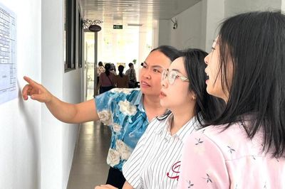 Hà Nội huy động hơn 2.000 cán bộ chấm thi tuyển sinh vào lớp 10