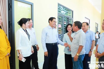 Chủ tịch UBND tỉnh Võ Trọng Hải tiếp xúc cử tri xã Vạn An trước kỳ họp giữa năm 2026 của HĐND tỉnh