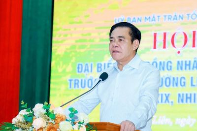 Chủ tịch UBND tỉnh Nghệ An tiếp xúc cử tri xã Kim Liên