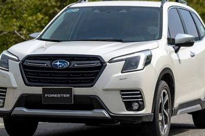 Subaru Forester nhập Thái được giảm 310 triệu đồng