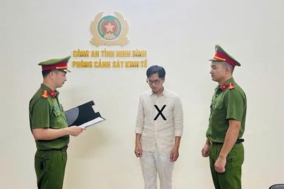 Ninh Bình: Khởi tố đối tượng buôn bán giày dép giả mạo nhãn hiệu trị giá hơn 3,1 tỷ đồng