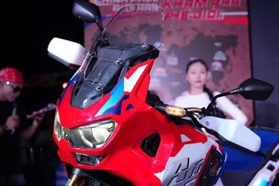 Honda giới thiệu môtô mới tại Việt Nam, giá từ 540,99 triệu đồng