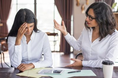 Cái bẫy 'thấu cảm độc hại' chốn công sở