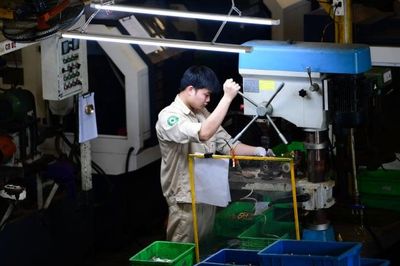 Áp lực tăng giá đè nặng lên ngành sản xuất
