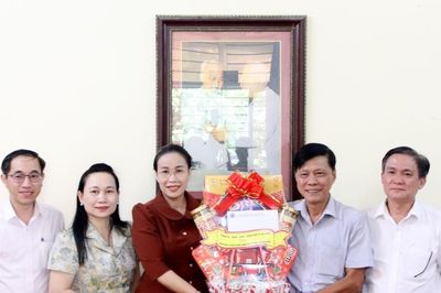 Người cao tuổi là vốn quý của gia đình và xã hội
