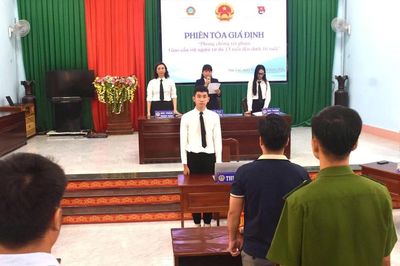 Phiên tòa giả định tuyên truyền pháp luật về phòng - chống tội phạm giao cấu với trẻ em