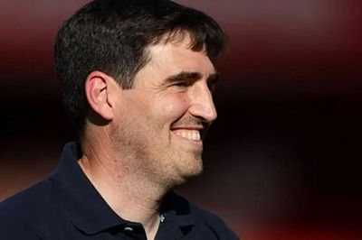 Andoni Iraola mang hệ thống pressing nghẹt thở đến Anfield: Ứng viên số 1 của Liverpool