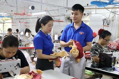 Ly hương để trở về