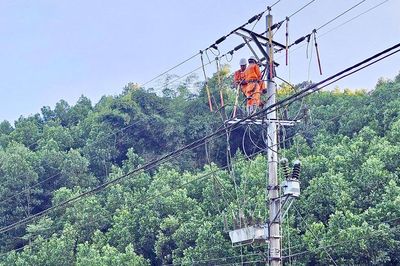 Điện về thắp sáng vùng cao