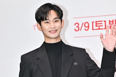 Công ty quản lý cân nhắc 'dọn đường' để Kim Soo Hyun tái xuất