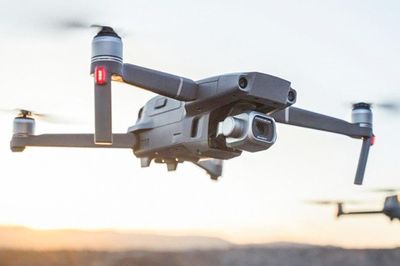 Cảnh sát Hà Nội dùng UAV bay lưu động để giám sát, xử phạt vi phạm trật tự đô thị