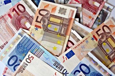 Đồng Euro vẫn chưa 'cải thiện' được vị thế toàn cầu