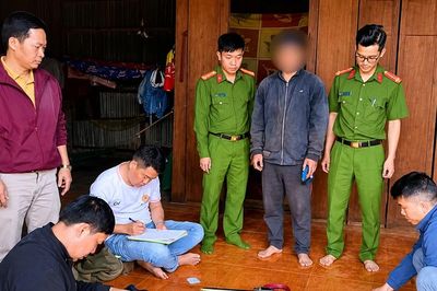Lâm Đồng: Người dân giao nộp nhiều khẩu súng tự chế