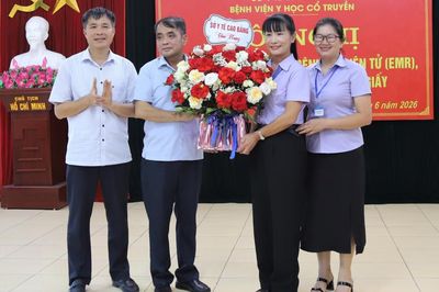 Bệnh viện Y học cổ truyền tỉnh công bố sử dụng Hồ sơ bệnh án điện tử (EMR)