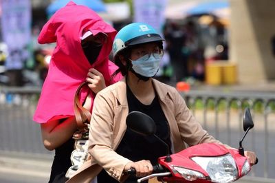 Dự báo Bắc Bộ và miền Trung bước vào đợt nắng nóng khốc liệt, có nơi vượt 39°C